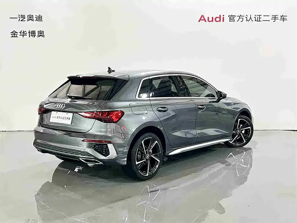 Audi A3 2024 из CN, фото 4