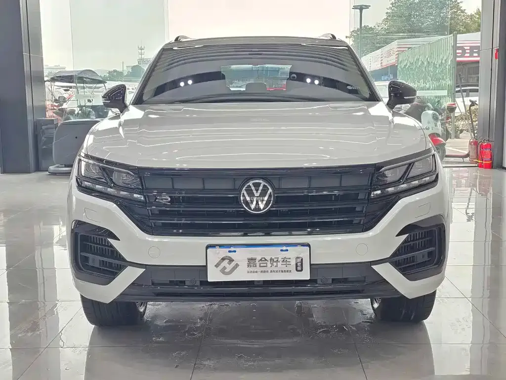 Volkswagen Touareg 2022 из CN, фото 2