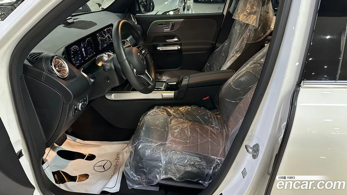 Mercedes-Benz EQB 2023 из KR, фото 10