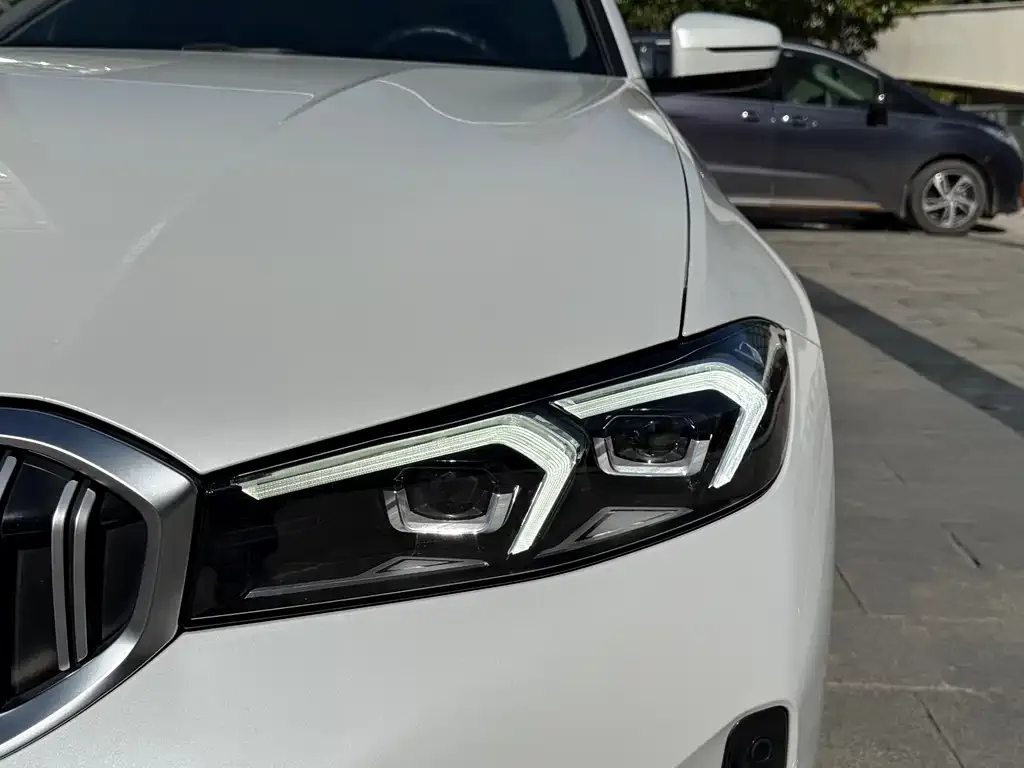 BMW 3 Series 2024 из CN, фото 10