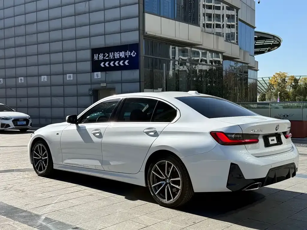 BMW 3 Series 2024 из CN, фото 4