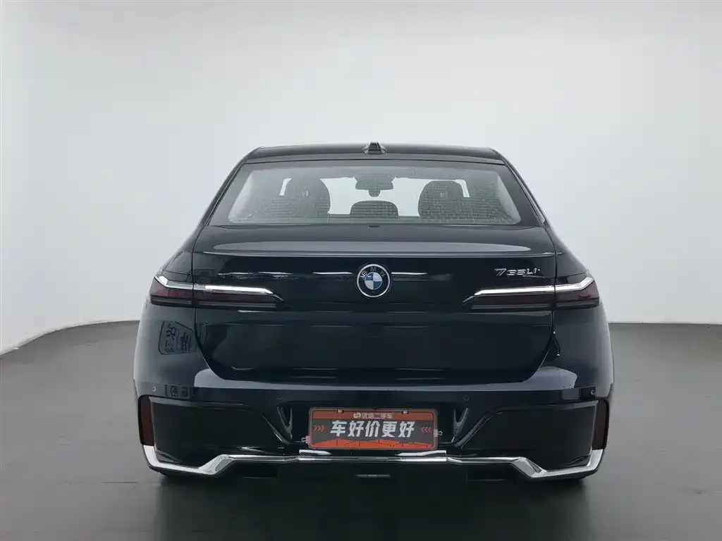 BMW 7 Series 2024 из CN, фото 4