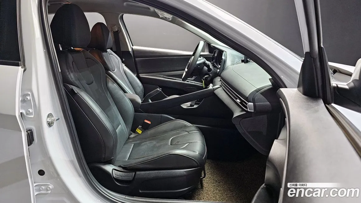Hyundai AVANTE 2023 из KR, фото 10