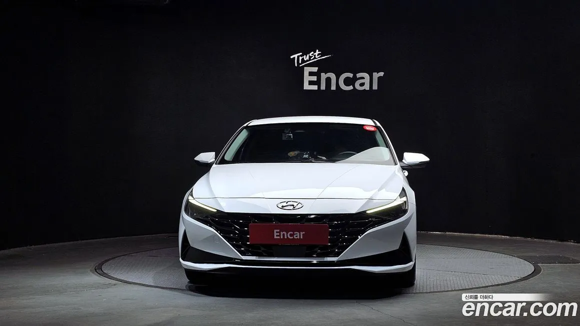 Hyundai AVANTE 2023 из KR, фото 3