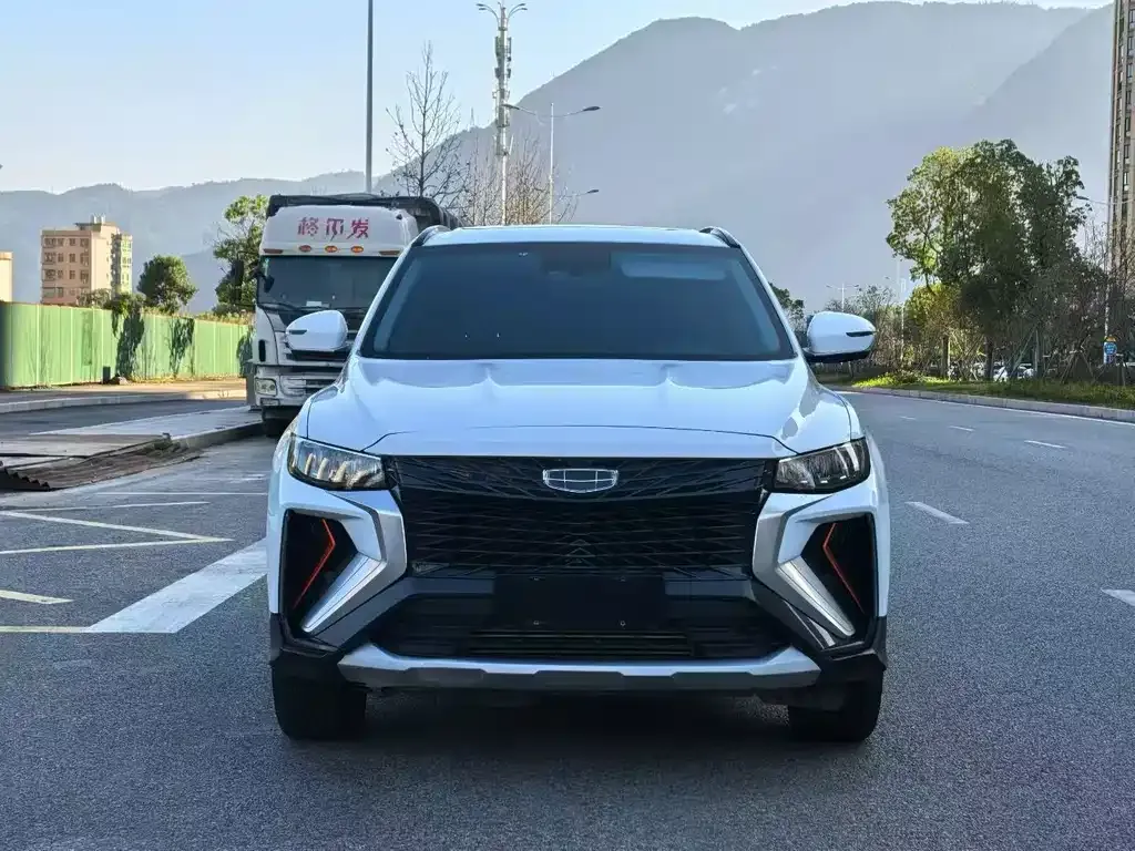 Geely Boyue 2022 из CN, фото 2