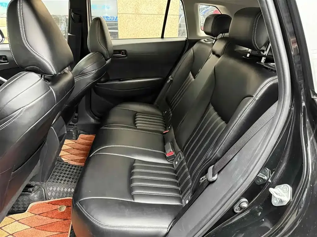 Toyota Frontlander 2023 из CN, фото 9