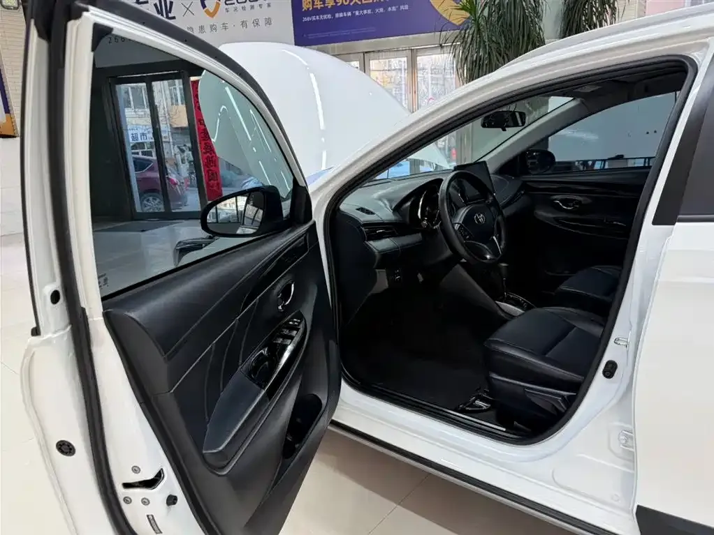 Toyota Yaris L 2022 из CN, фото 8