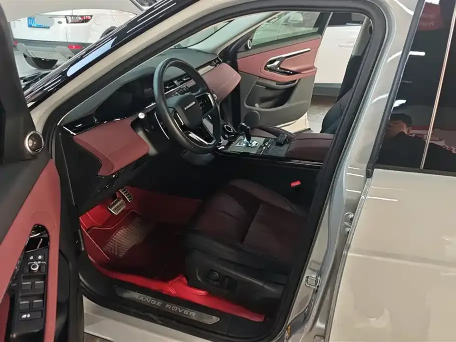 Land Rover Evoque 2023 из CN, фото 9