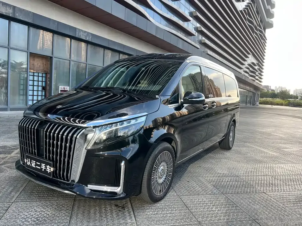 Mercedes-Benz V-Class 2024 из CN, фото 1