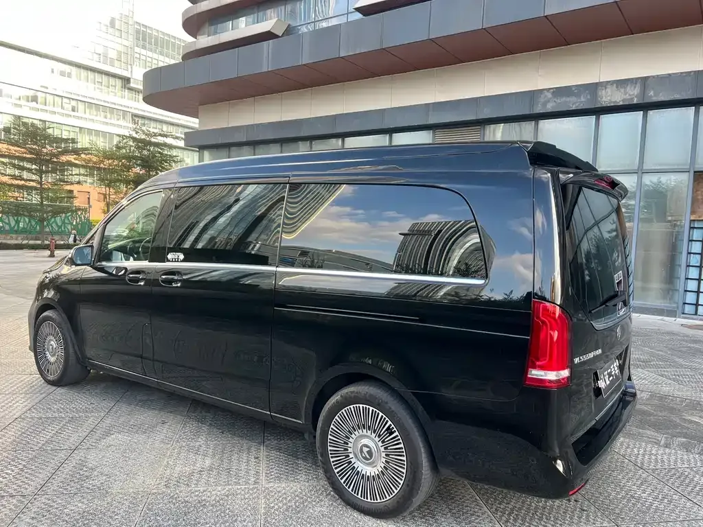 Mercedes-Benz V-Class 2024 из CN, фото 10