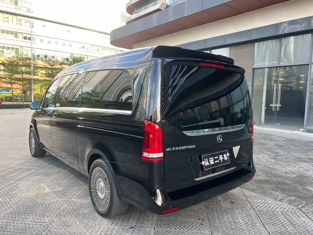 Mercedes-Benz V-Class 2024 из CN, фото 6