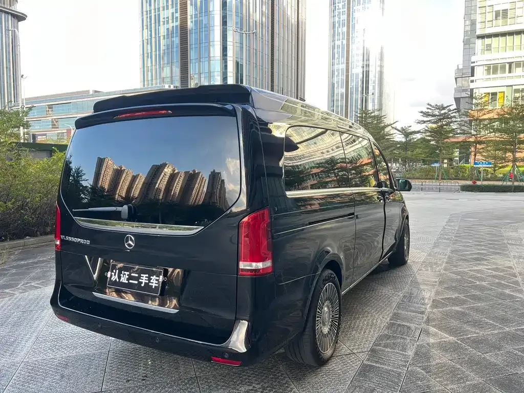 Mercedes-Benz V-Class 2024 из CN, фото 7