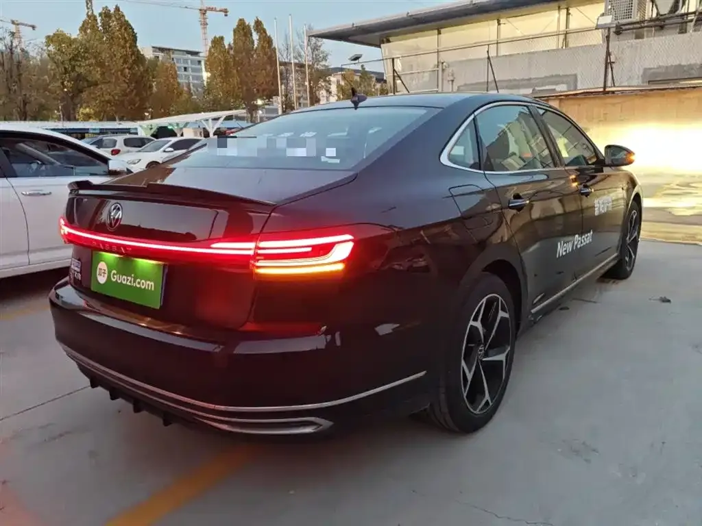 Volkswagen Passat 2024 из CN, фото 7