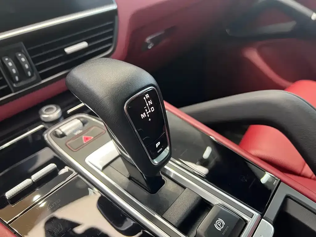 Porsche Cayenne 2023 из CN, фото 8