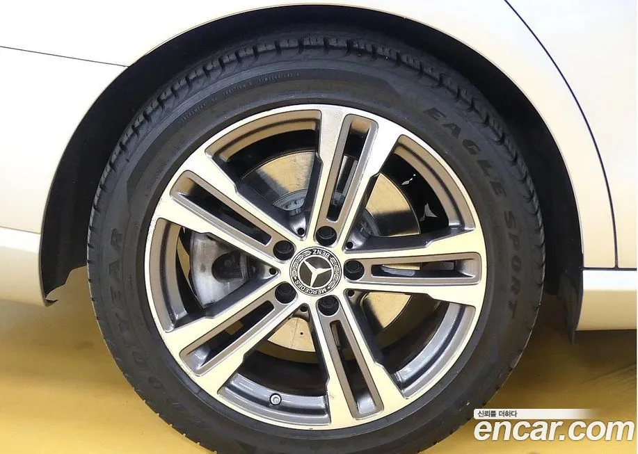 Mercedes-Benz E-Class 2022 из KR, фото 5