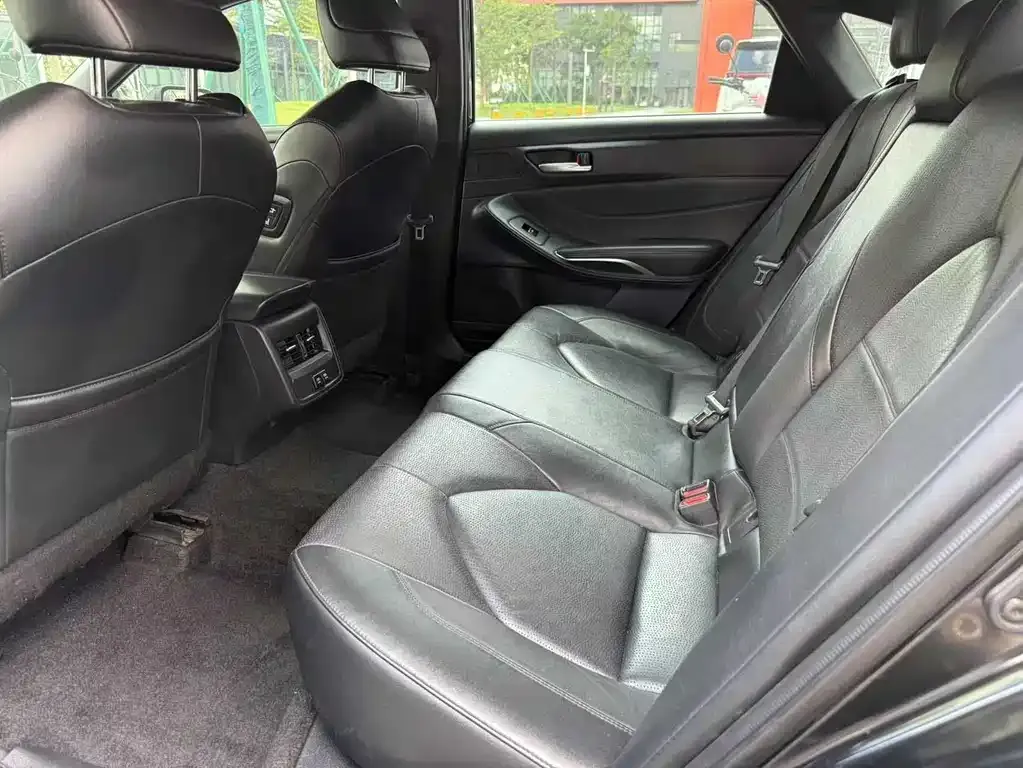 Toyota Avalon 2021 из CN, фото 10