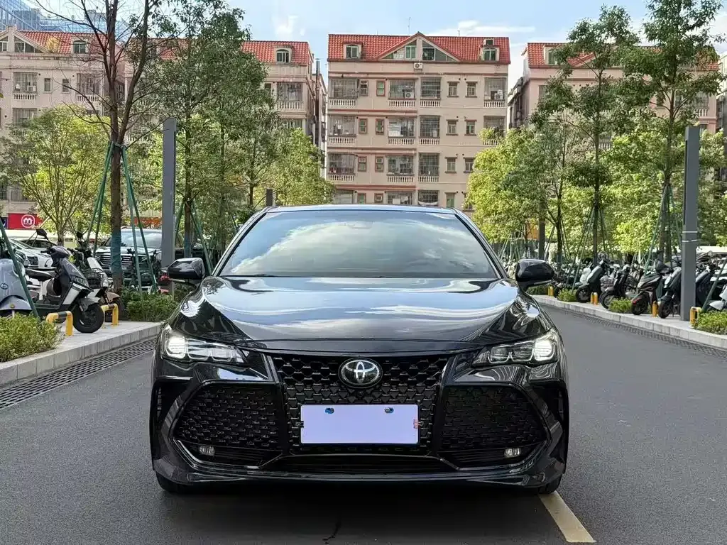 Toyota Avalon 2021 из CN, фото 3
