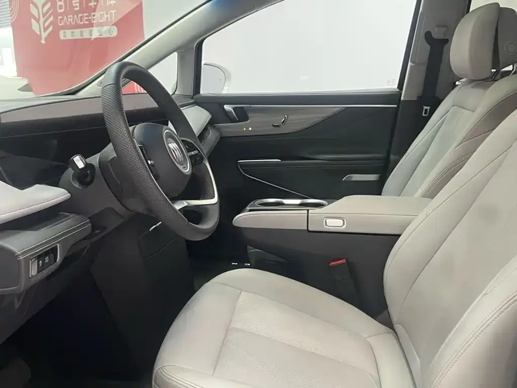 Buick GL8 2024 из CN, фото 8