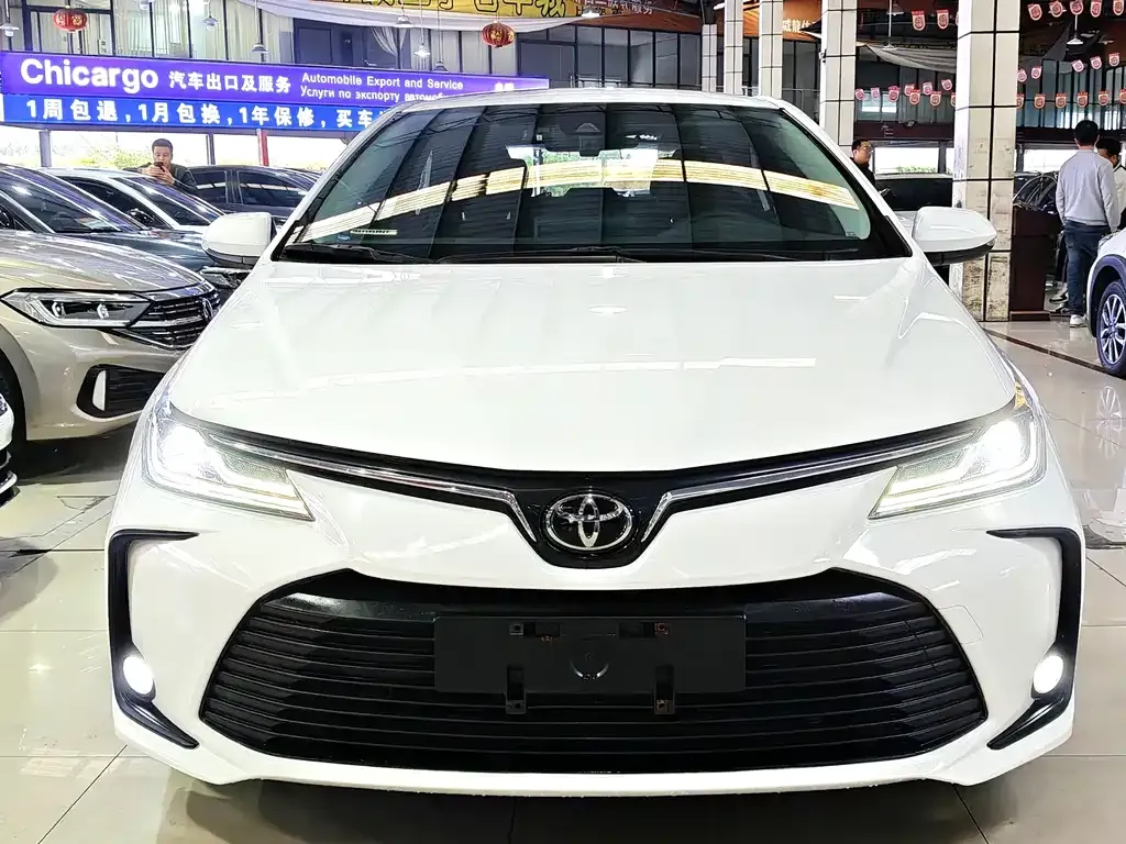 Toyota Corolla 2023 из CN, фото 2