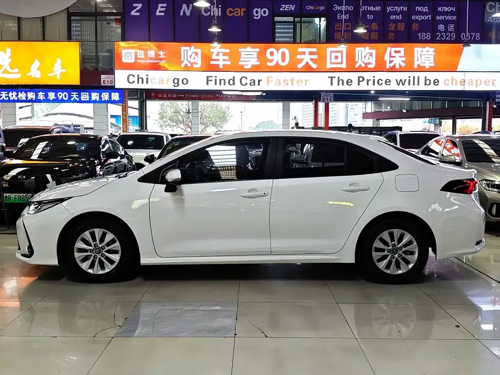 Toyota Corolla 2023 из CN, фото 3