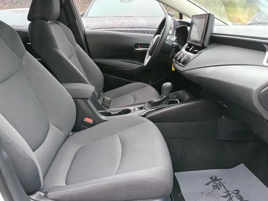 Toyota Corolla 2023 из CN, фото 7