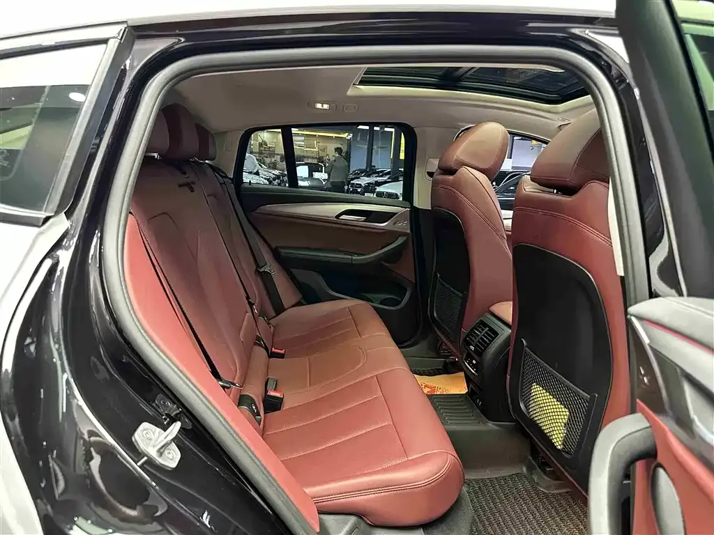 BMW X4 2022 из CN, фото 7