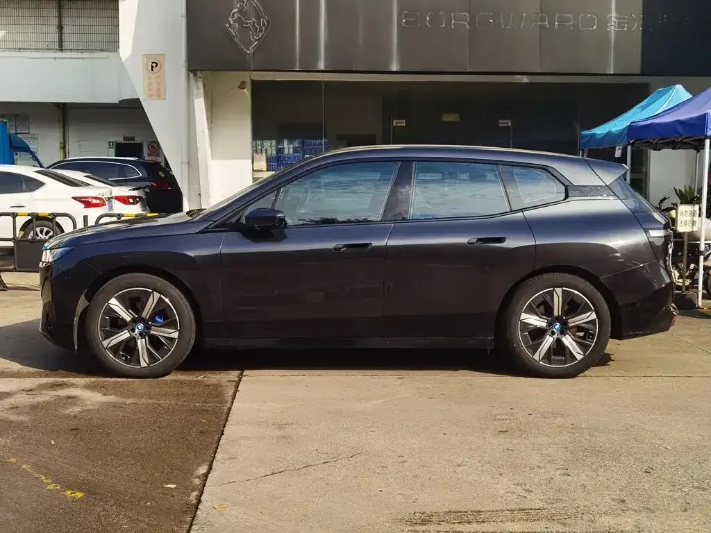 BMW iX 2024 из CN, фото 4