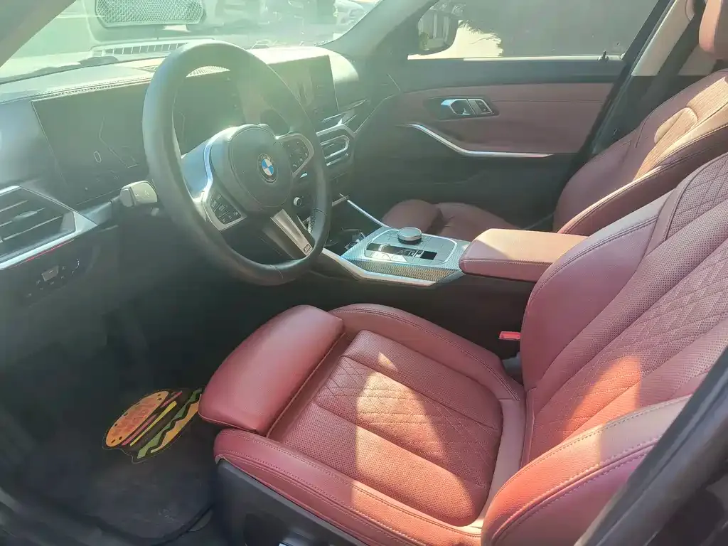 BMW 3 Series 2023 из CN, фото 7