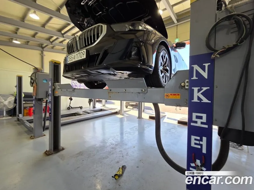 BMW 5-Series 2024 из KR, фото 1