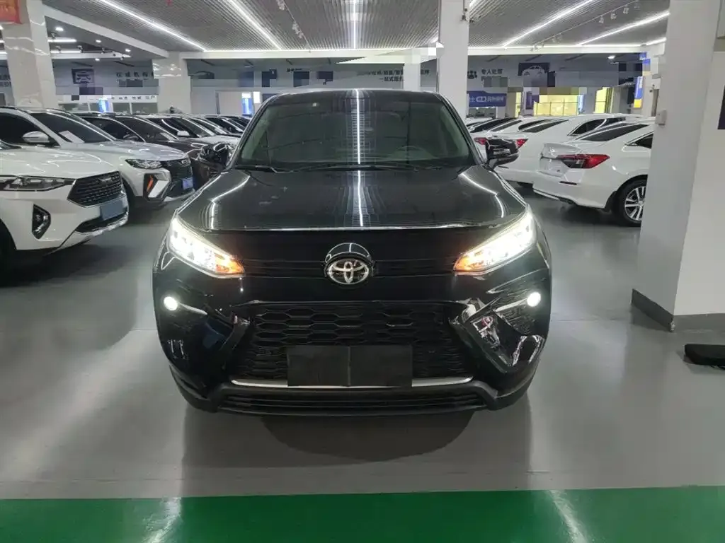 Toyota Wildlander 2021 из CN, фото 3