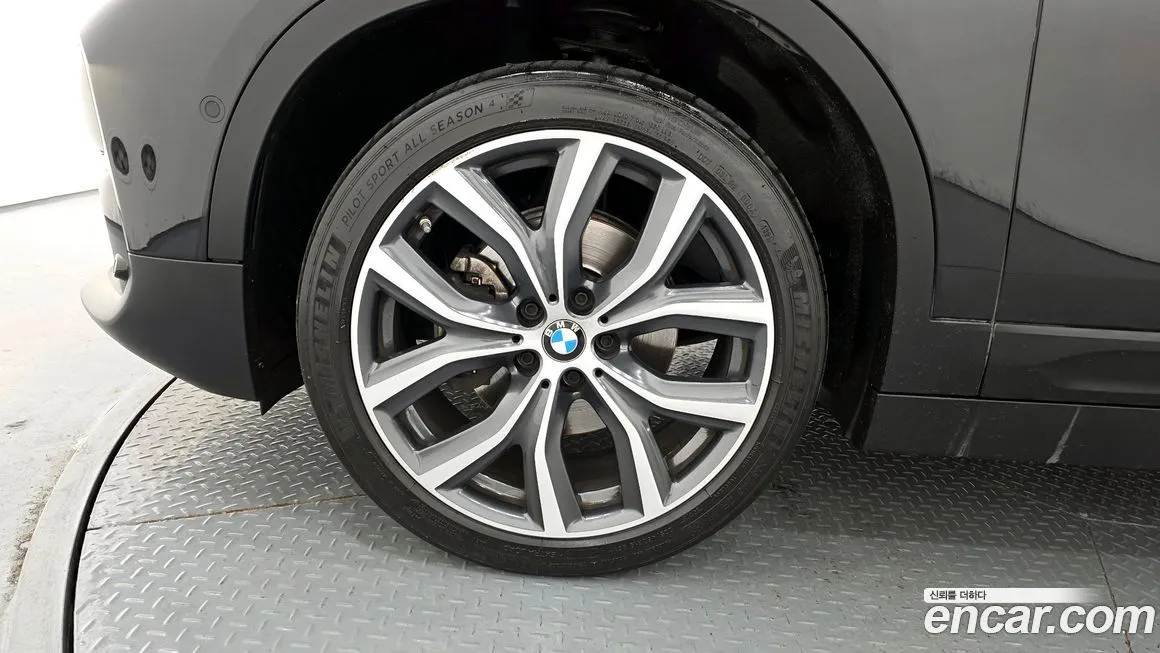 BMW X2 (F39) — фото 5