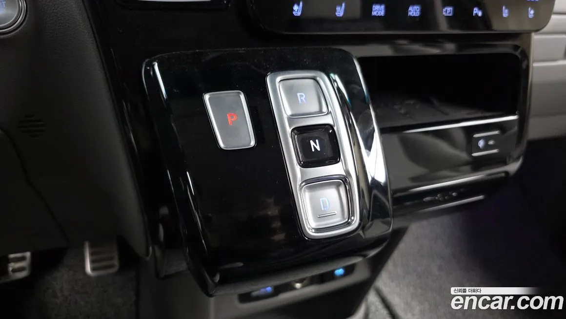 Hyundai Staria — фото 9