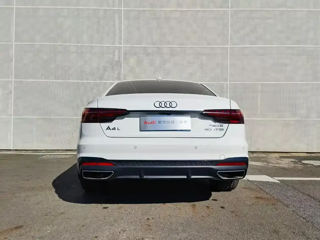 Audi A4L 2024 из CN, фото 5