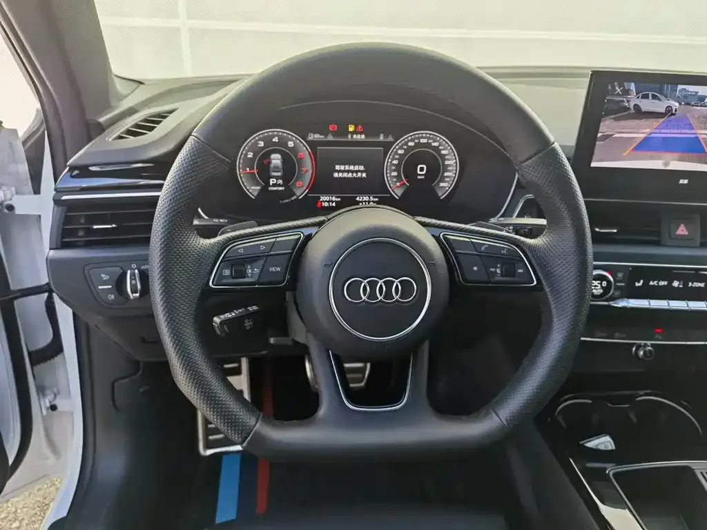 Audi A4L 2024 из CN, фото 8
