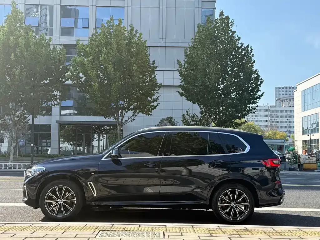 BMW X5 2024 из CN, фото 4