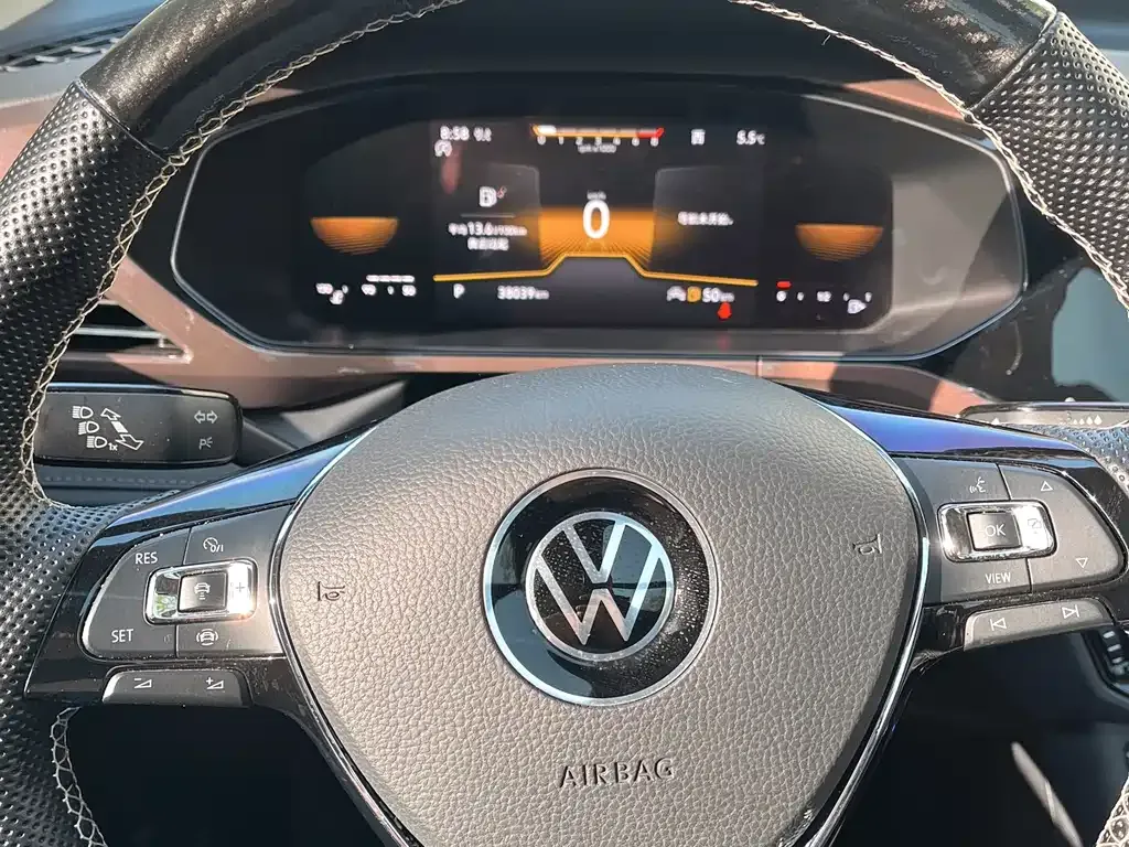 Volkswagen Tharu 2022 из CN, фото 10