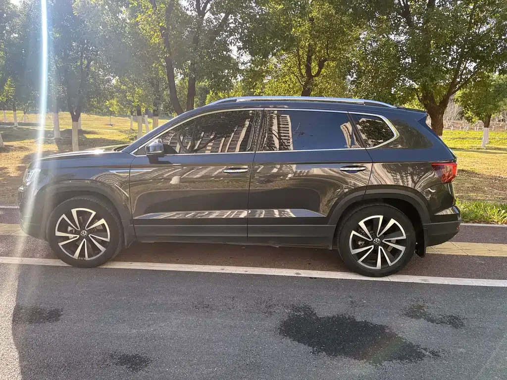 Volkswagen Tharu 2022 из CN, фото 7