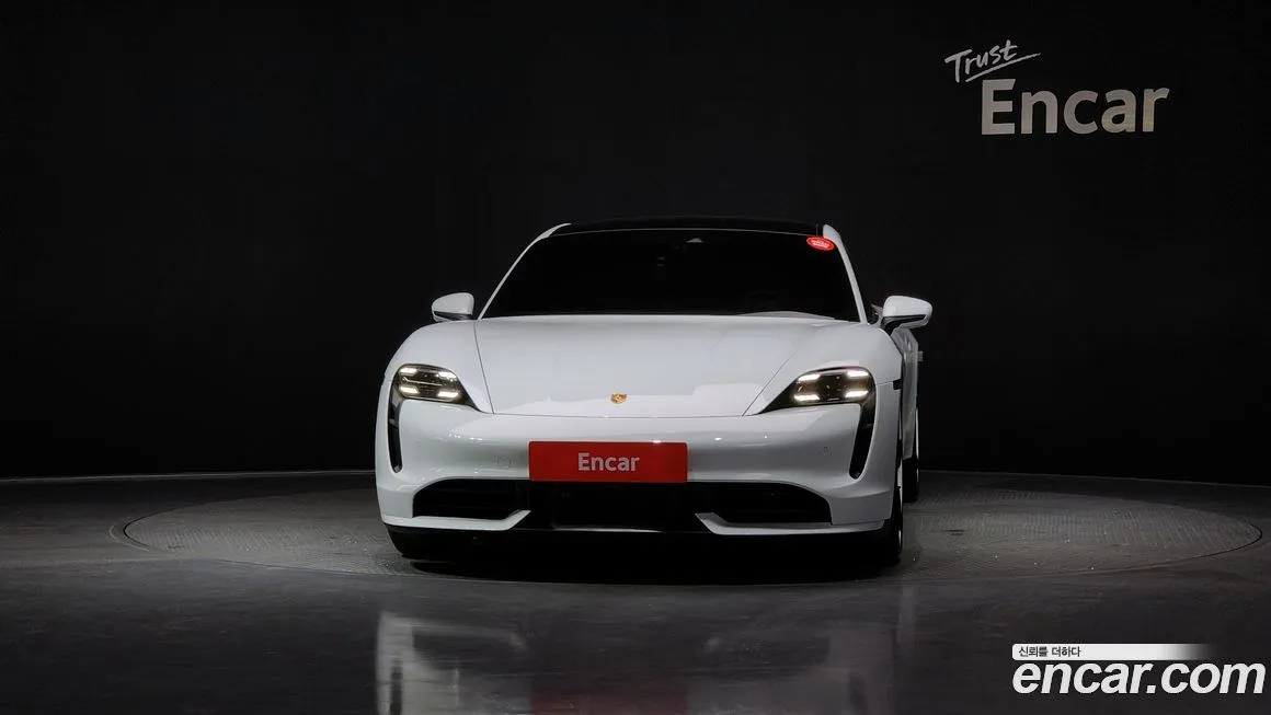 Porsche Taycan 2021 из KR, фото 3