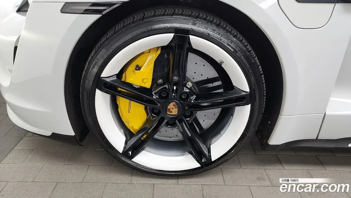 Porsche Taycan 2021 из KR, фото 5