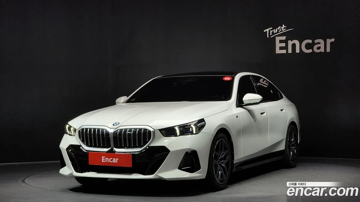 BMW 5-Series 2024 из KR, фото 1