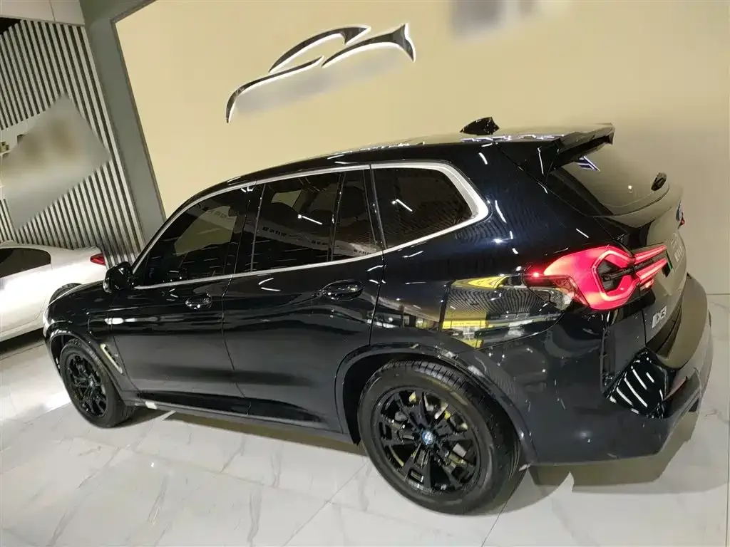 BMW iX3 2025 из CN, фото 5