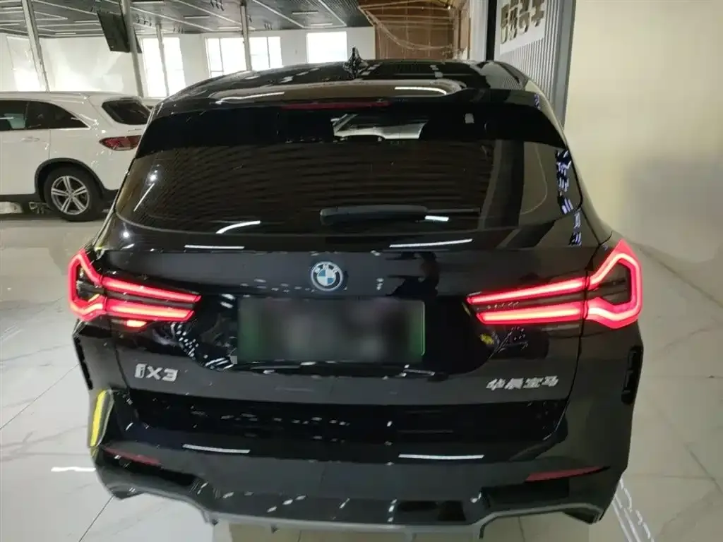 BMW iX3 2025 из CN, фото 6