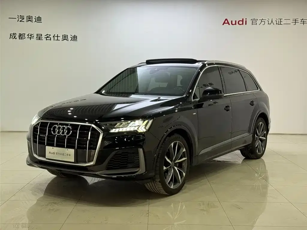 Audi Q7 2023 из CN, фото 1
