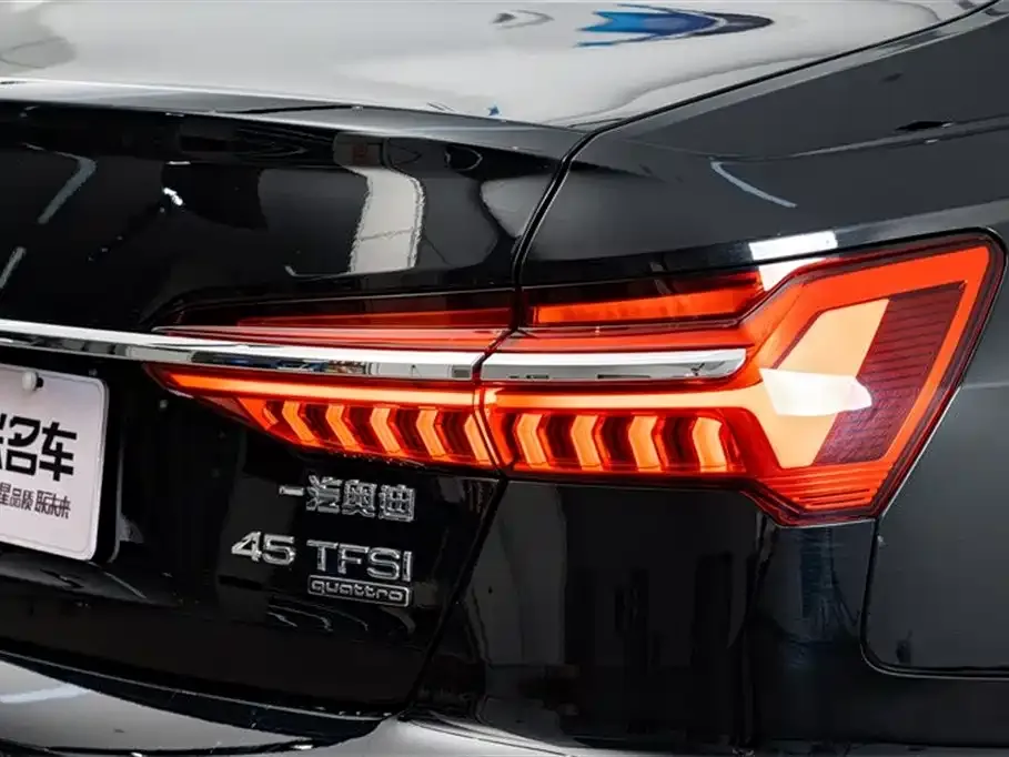 Audi A6L 2021 из CN, фото 9