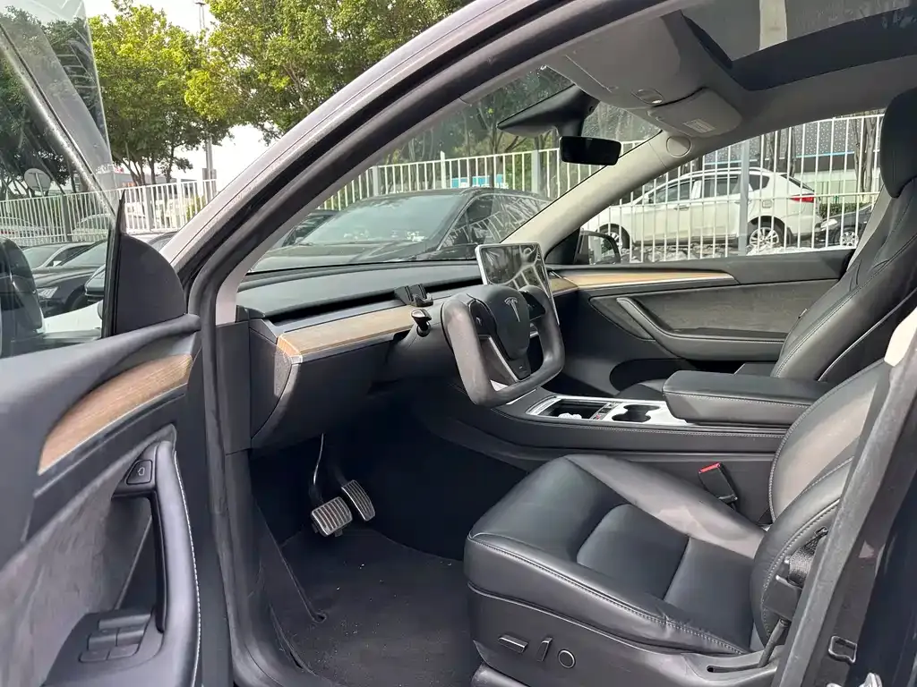 Tesla Model Y 2022 из CN, фото 10