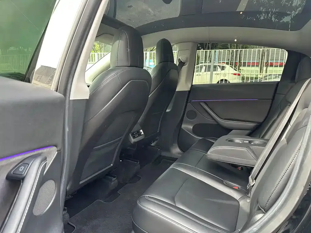 Tesla Model Y 2022 из CN, фото 9
