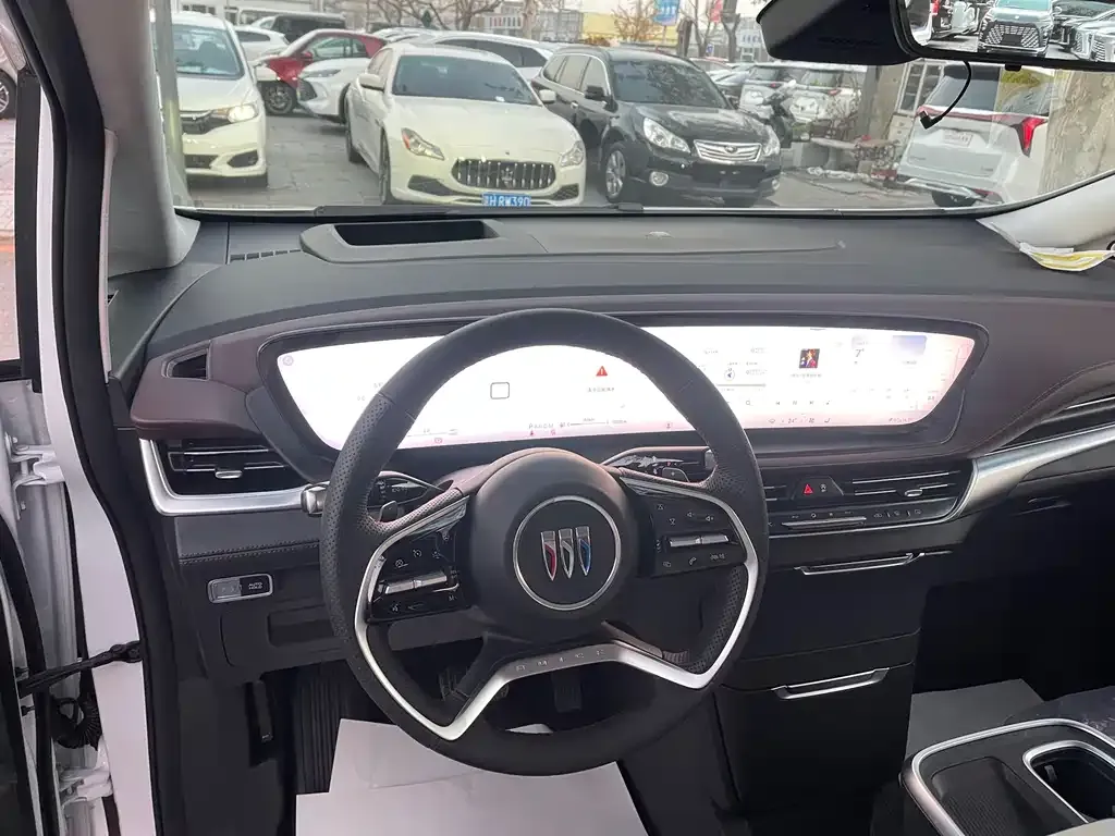 Buick Century 2024 из CN, фото 6