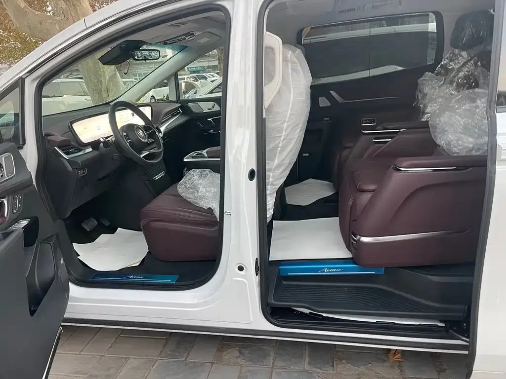 Buick Century 2024 из CN, фото 8