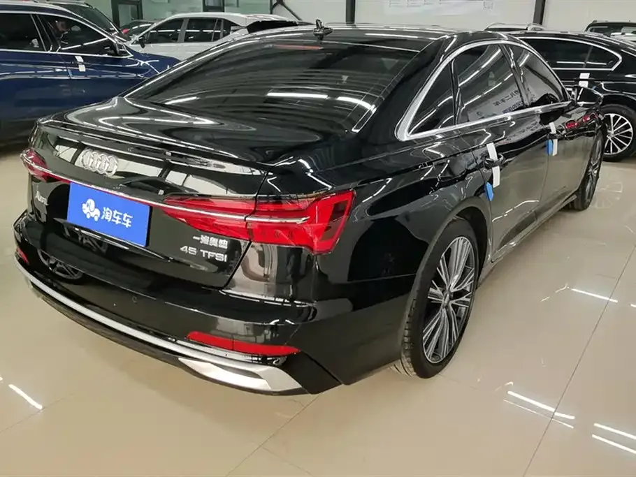Audi A6L 2021 из CN, фото 3