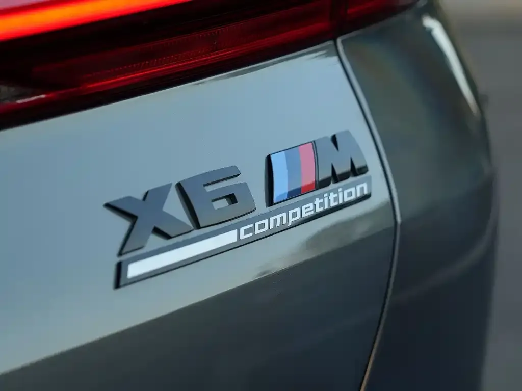 BMW X6 M 2024 из CN, фото 7